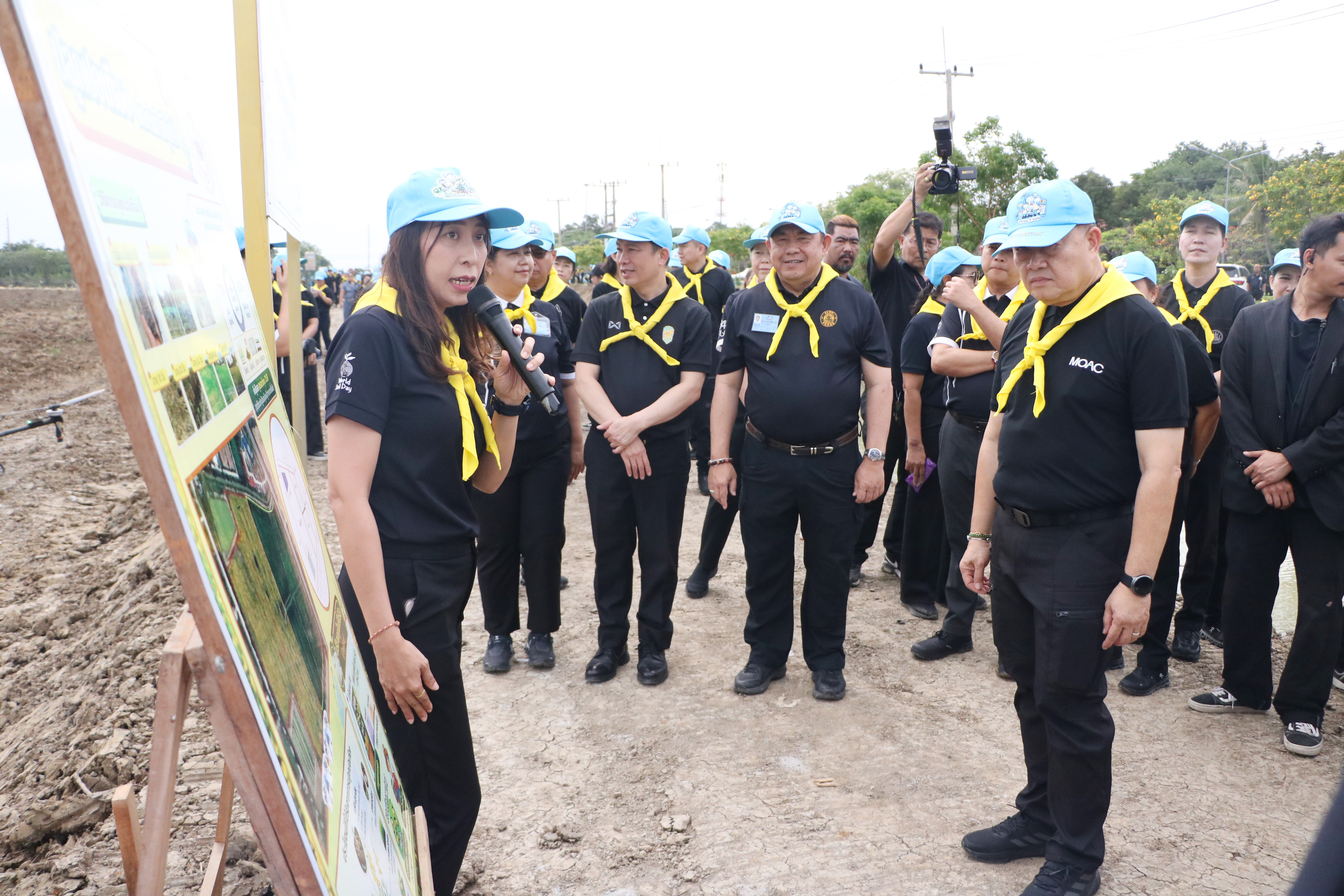 title - ส.ป.ก. ร่วมกิจกรรมโครงการจิตอาสาพัฒนาด้านการเกษตร กษ. เฉลิมพระเกียรติสมเด็จพระนางเจ้าฯ พระบรมราชินี เนื่องในโอกาสมหามงคลเฉลิมพระชนมพรรษา 4 รอบ 3 มิถุนายน 2569